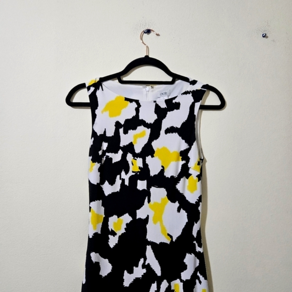 Cache Sheath Dress - Picture 6 of 7
